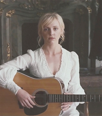 Escucha "False Hope", de Laura Marling