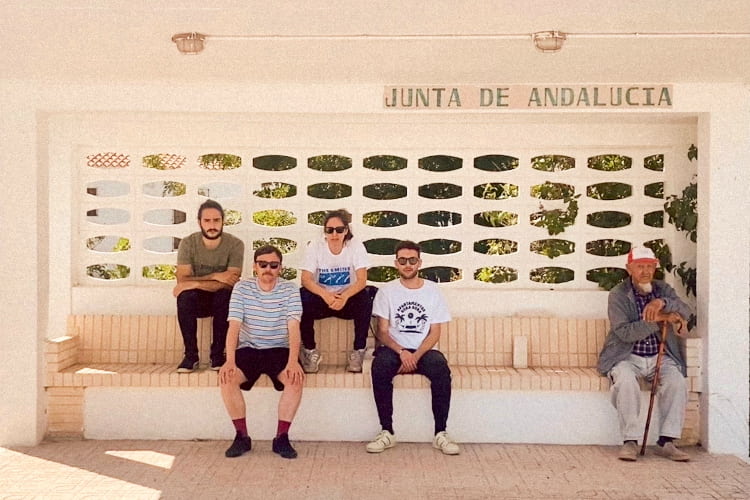 Apartamentos Acapulco estrenan el nuevo sencillo "Vámonos de viaje"