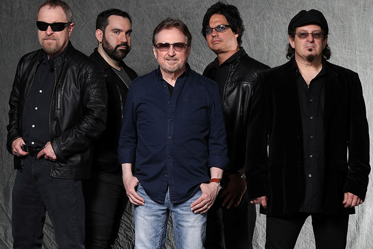 BBK Bilbao Music Legends cierra cartel Blue Öyster Cult y otros