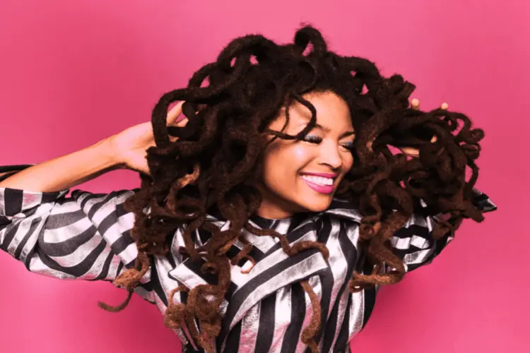 Valerie June anuncia álbum con el single “Joy, Joy!”