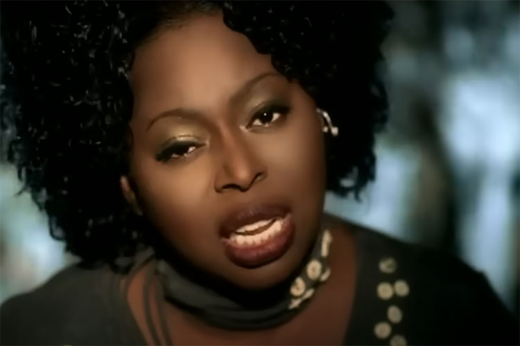 La cantante soul Angie Stone muere en un accidente de tráfico